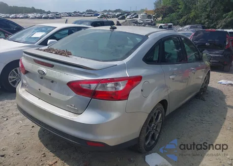 2014 Ford Focus Se из США, поврежденный, VIN 1FADP3F28EL367845